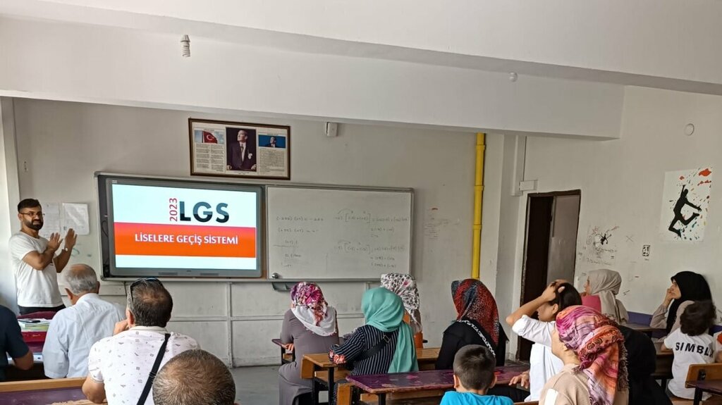 School Mustafa Kemal Imam Hatip Middle School, Diyarbakir, photo