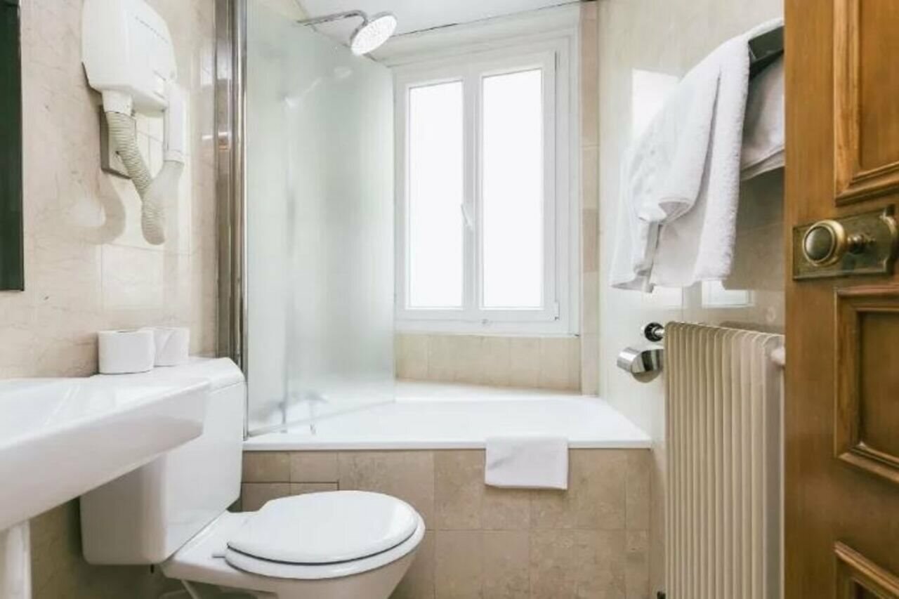 Фото Hotel Saint Christophe Paris