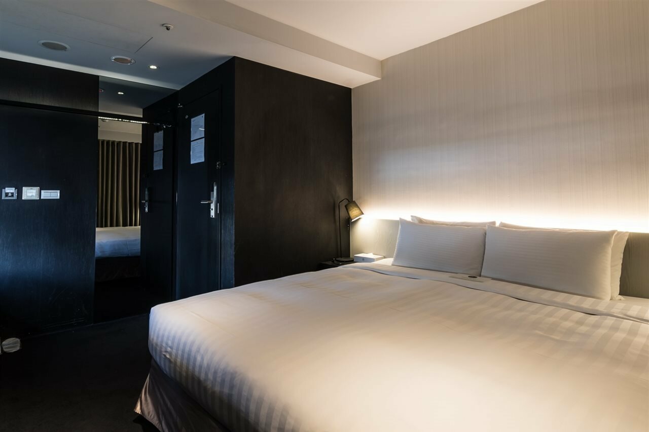 Фото Vendome East Inn