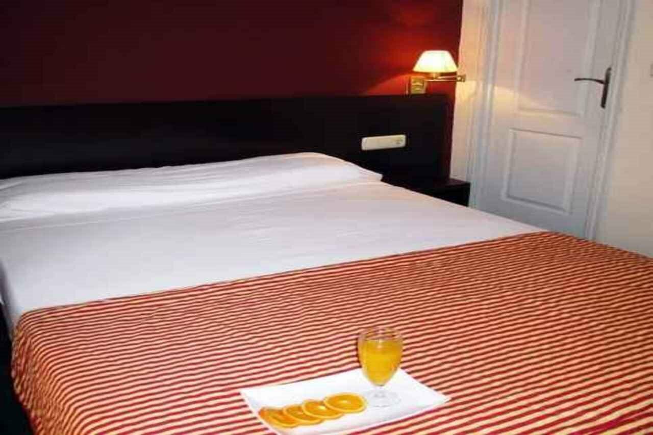 Фото Hotel Marina