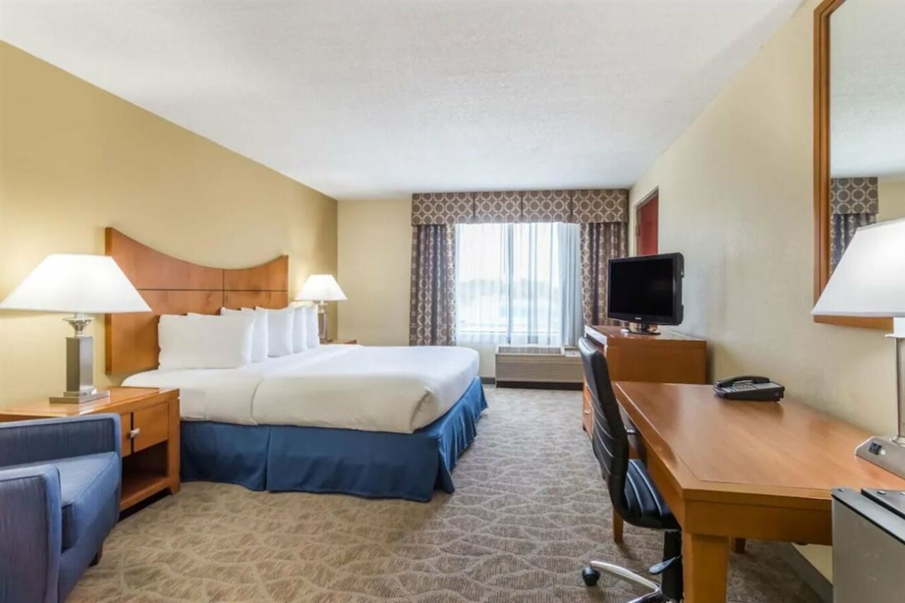 Фото Wingate by Wyndham Convention Ctr Closest Universal Orlando