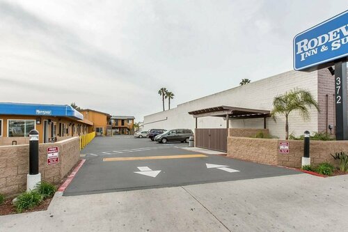 Гостиница Rodeway Inn & Suites Chula Vista San Diego South в Чула-Виста