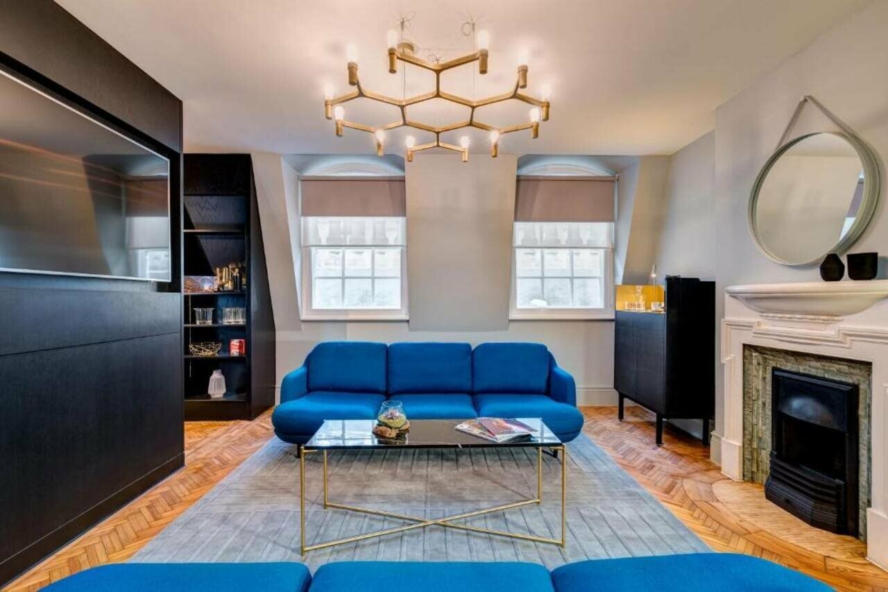 Фото Apex Temple Court Hotel