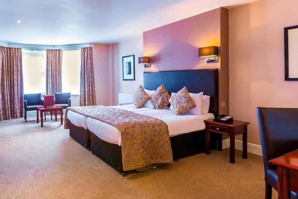 Фото The Durley Dean Hotel