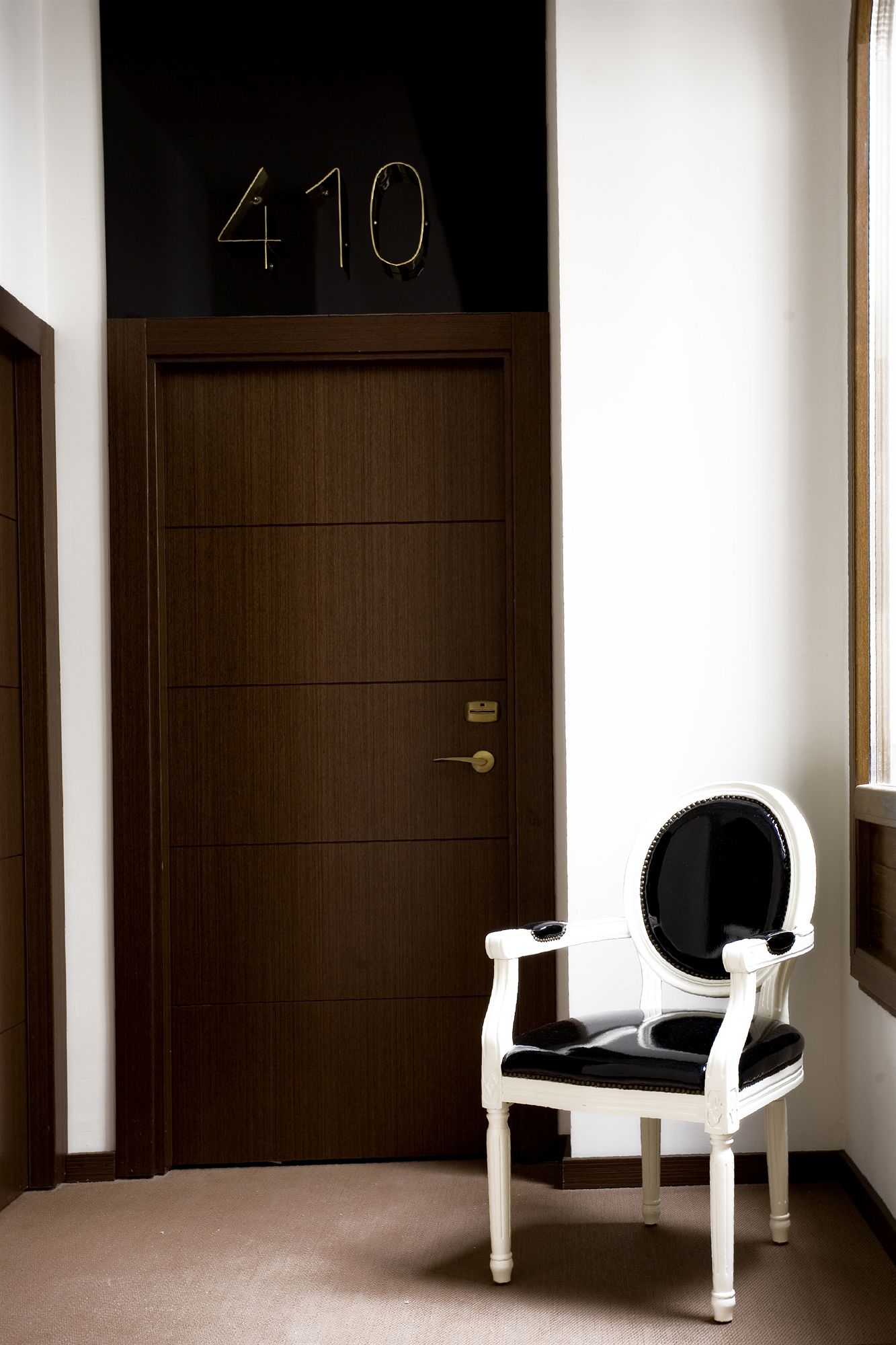 Фото Room Mate Leo Hotel