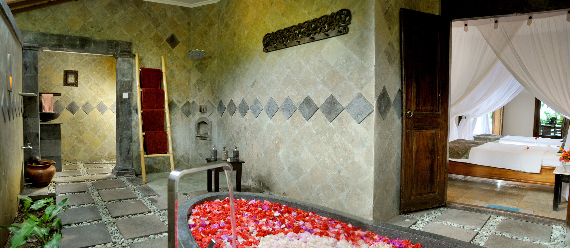 Фото Coral View Villas