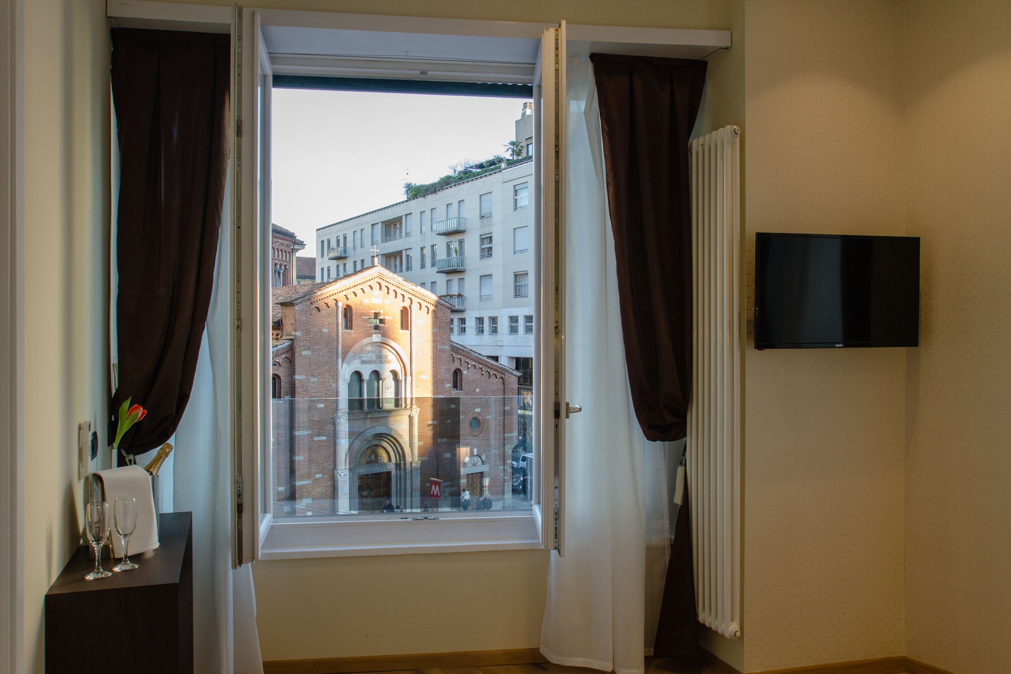 Фото Aiello Rooms - San Babila