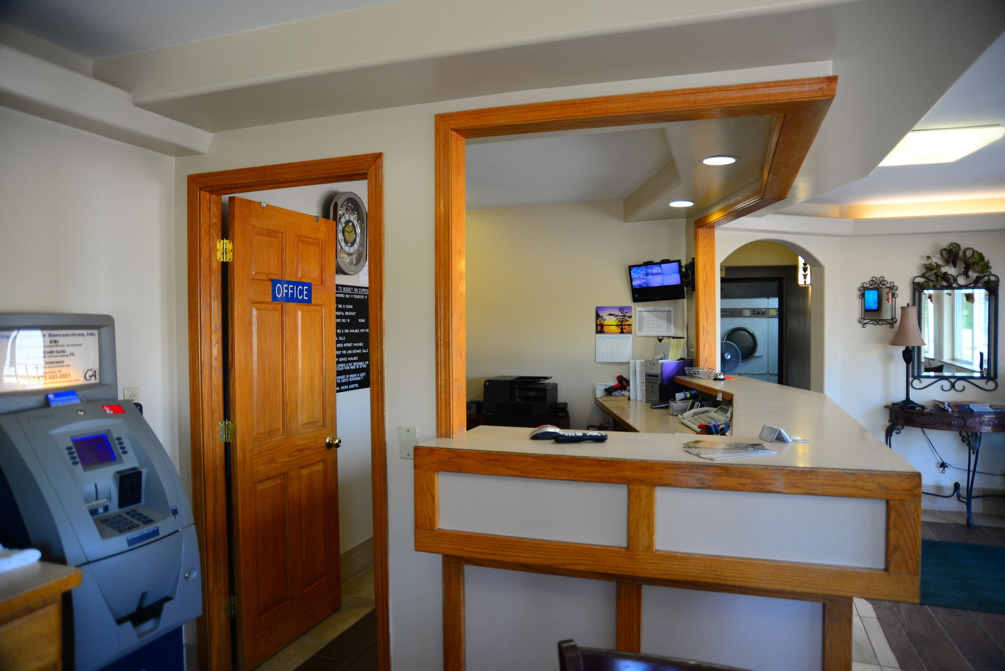 Фото Budget Inn Express