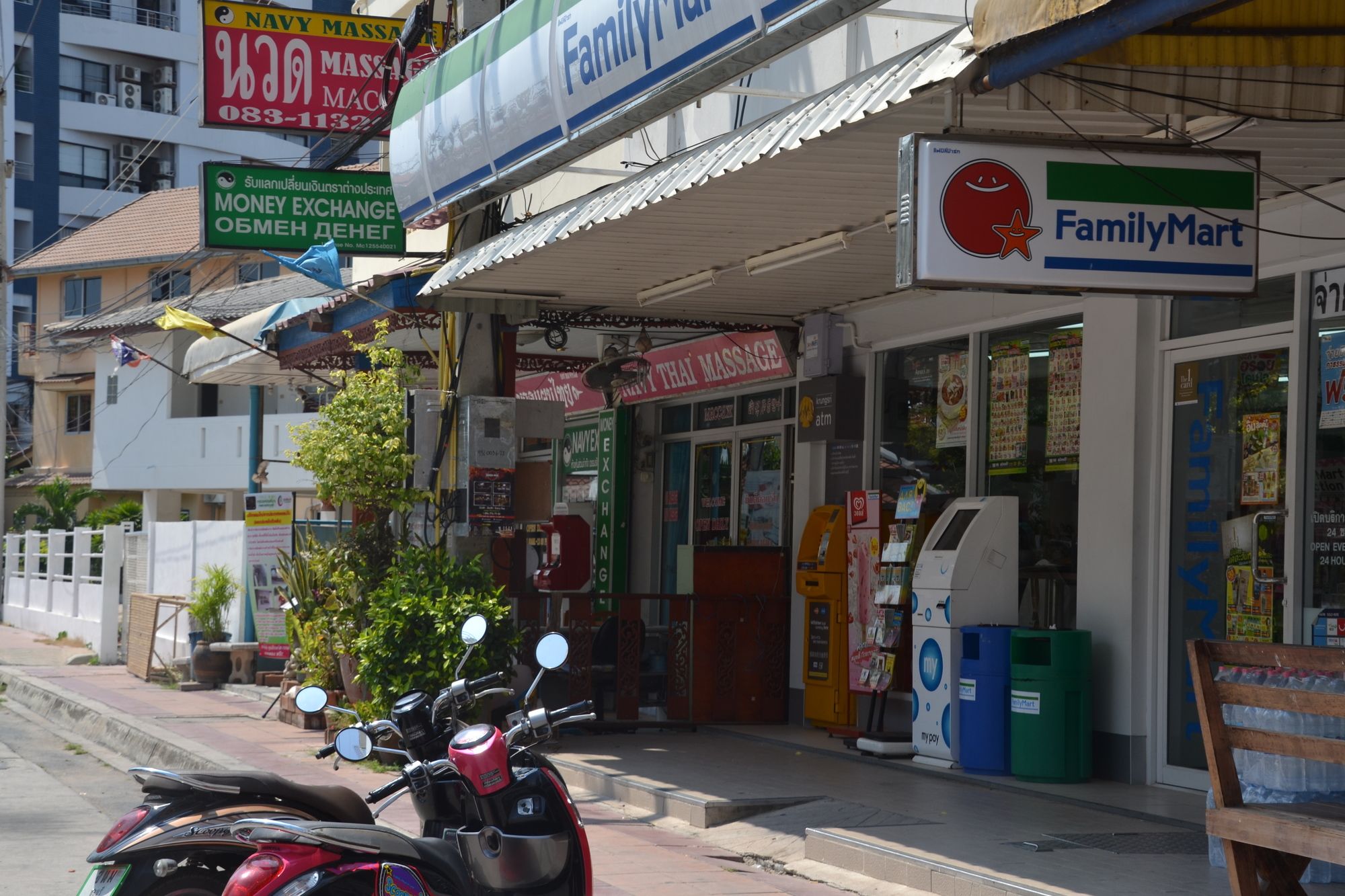 Фото Jardin Hotel