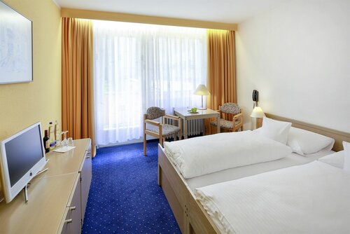 Внешний вид отеля Hotel Bayern Vital в Бад-Райхенхалле, фото 2