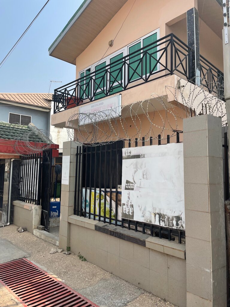 Veterinary clinic Westland, Accra, photo