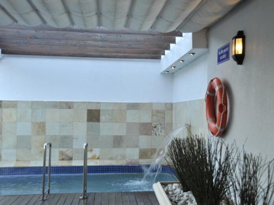 Фото Onomo Hotel Cape Town – Inn on the Square