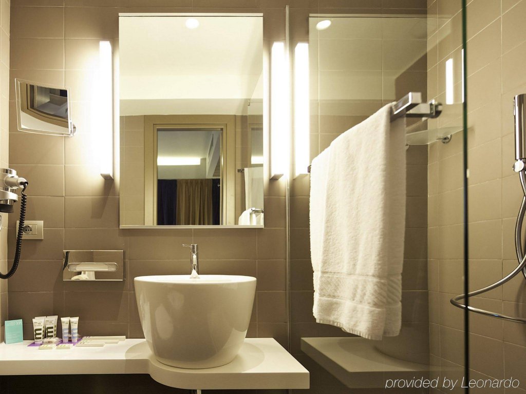 Фото Mercure Roma Centro Colosseo Hotel