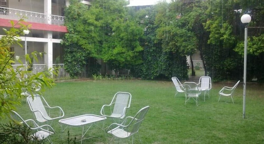 Фото Bloom Star Hotel