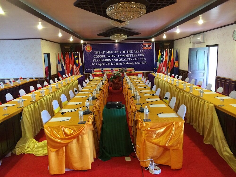 Фото E-Outfitting Vang Thong Hotel