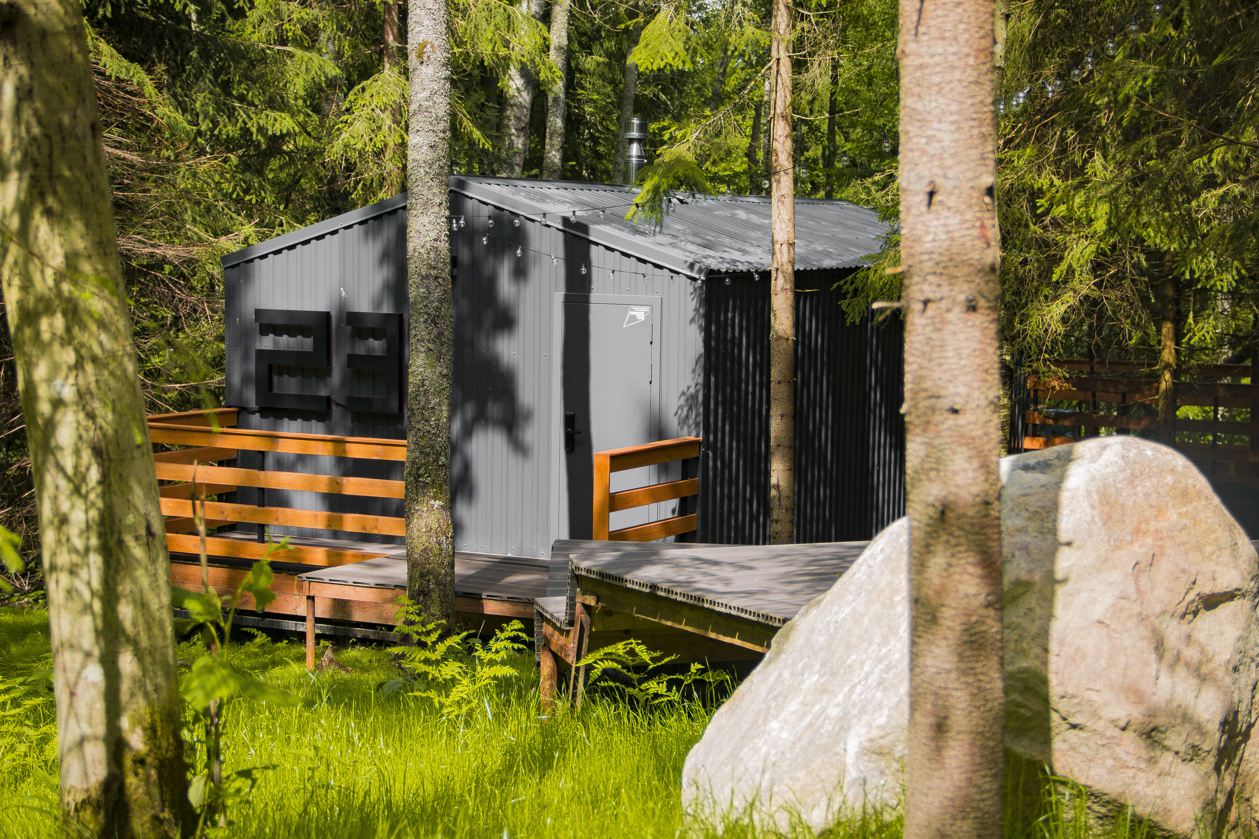 Фото BlackVillage