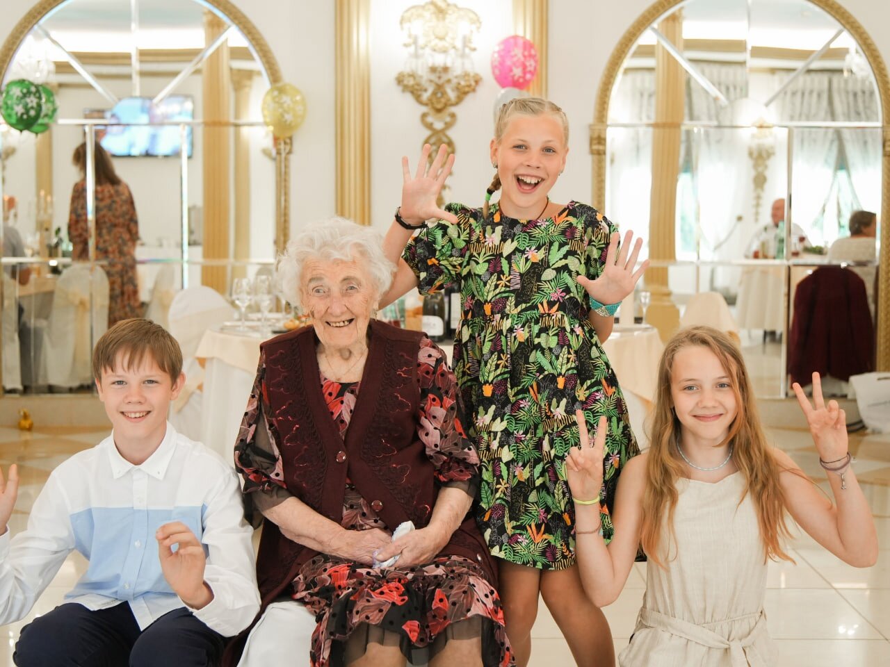 Фото Александрия Петергоф