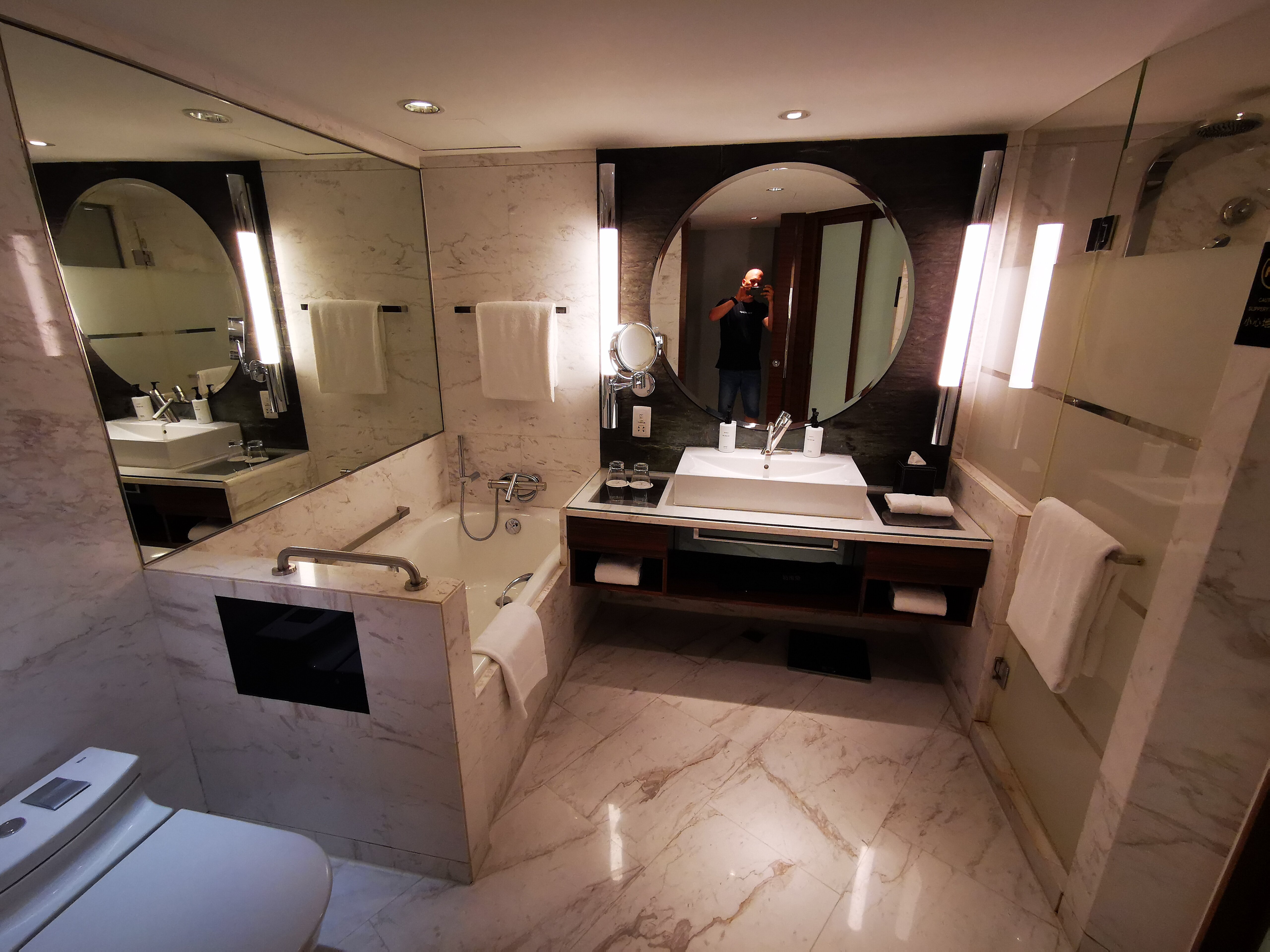 Фото InterContinental Shanghai Pudong, an Ihg Hotel