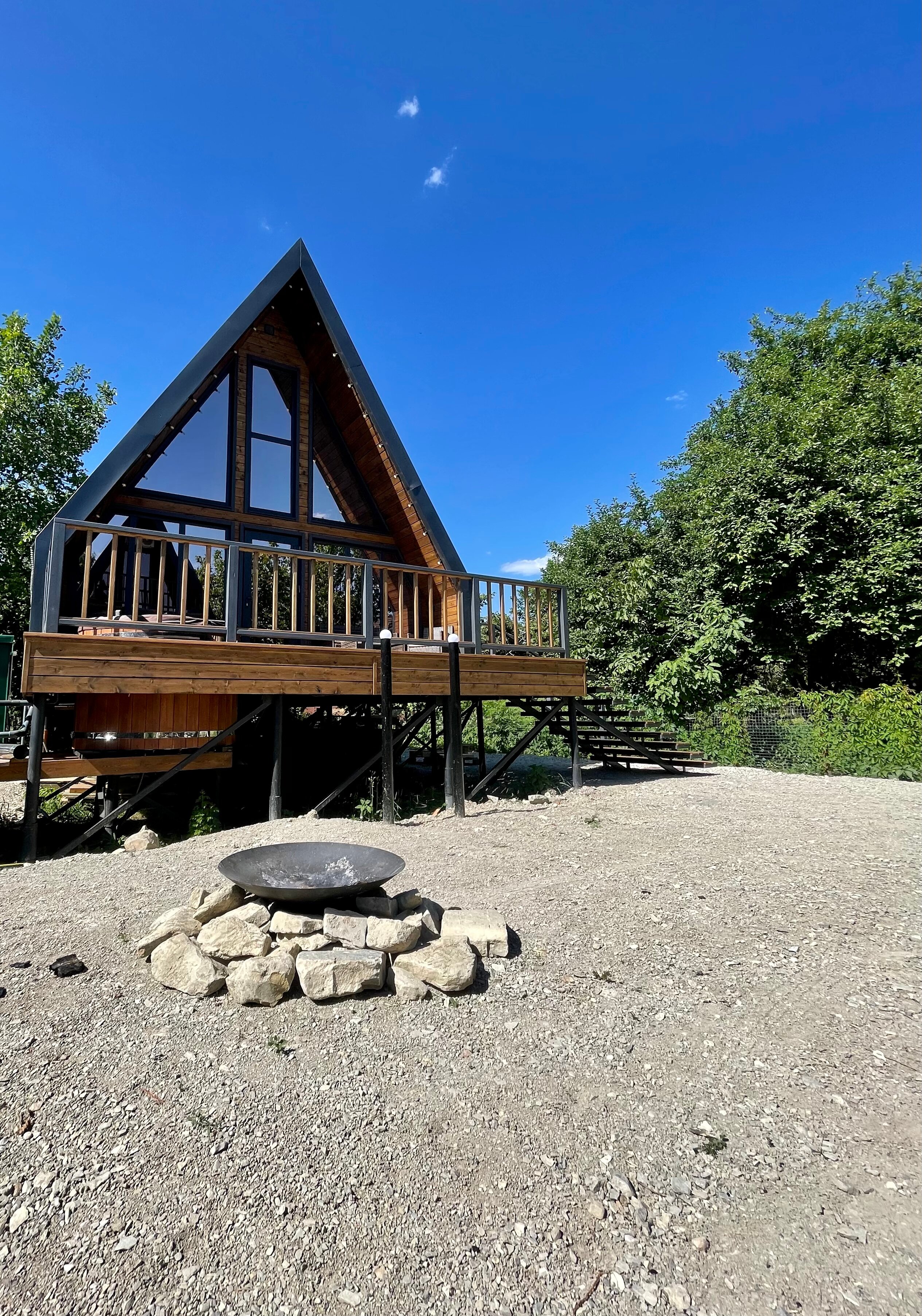 Фото Лео Ленд