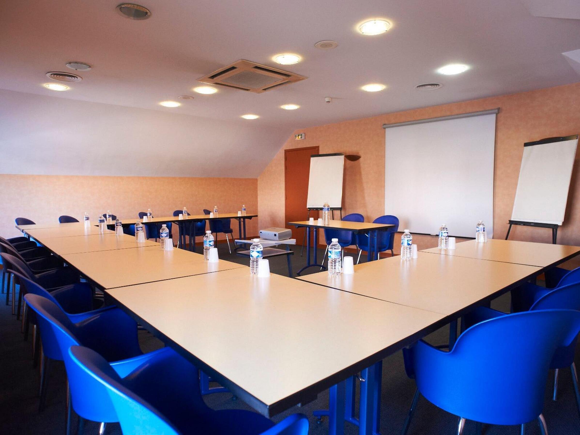 Фото Logis Angers Sud