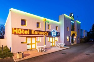 Гостиница Hôtel Kennedy Parc des Expositions