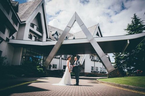 Гостиница The Coppid Beech Hotel