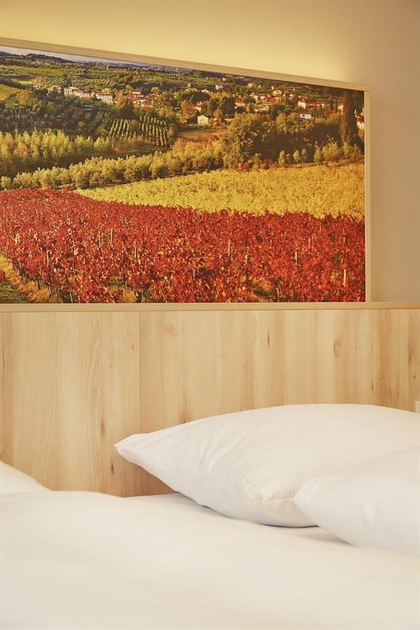 Фото H+ Hotel Stuttgart Herrenberg