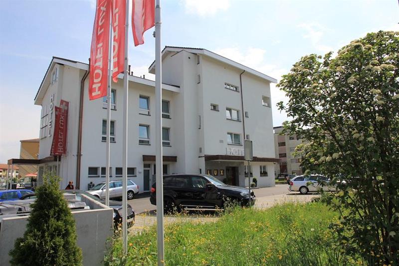 Фото Businesshotel Lux