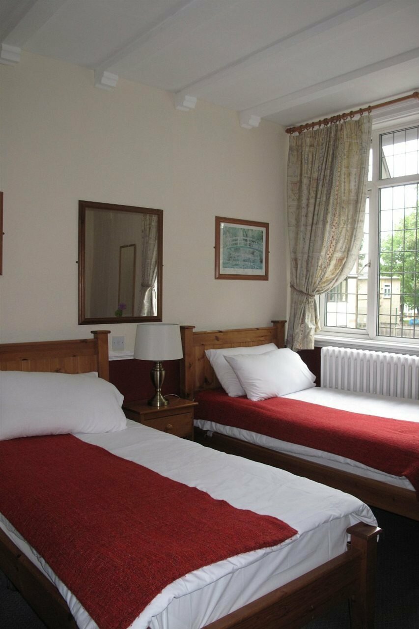 Фото The Swan Inn