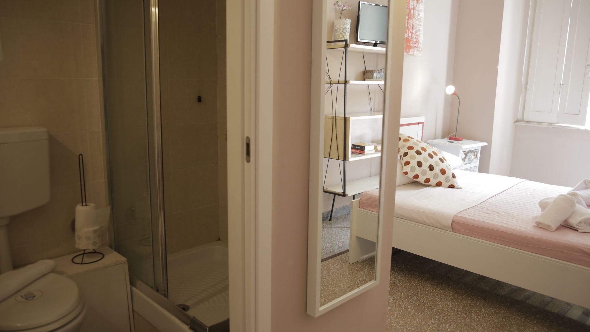 Фото Coral Guest House