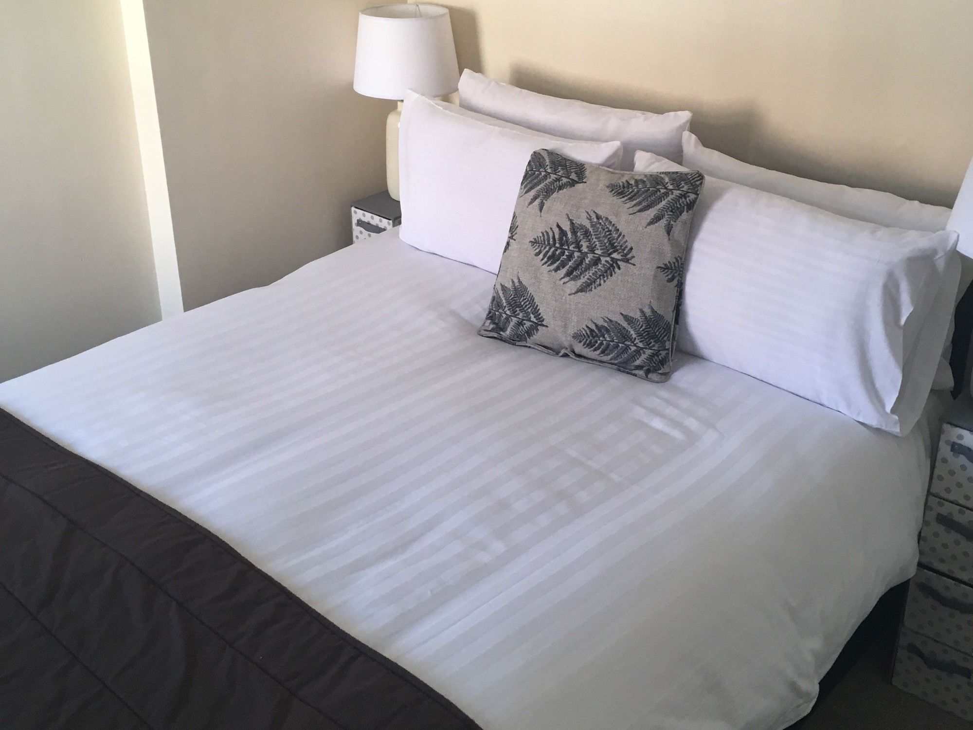 Фото Bishop Gate B&b