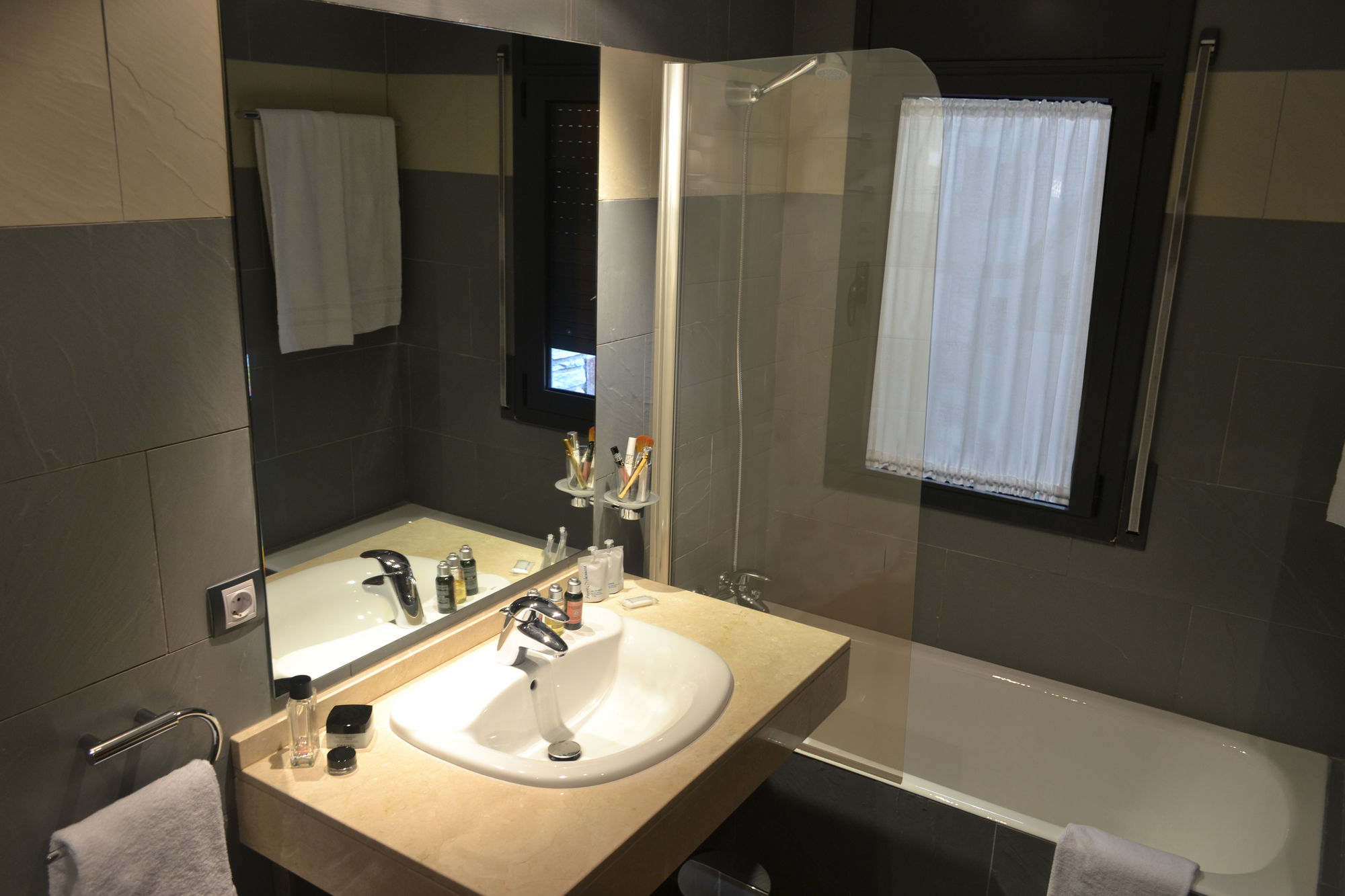 Фото Pierre & Vacances Andorra Sunari Peretol