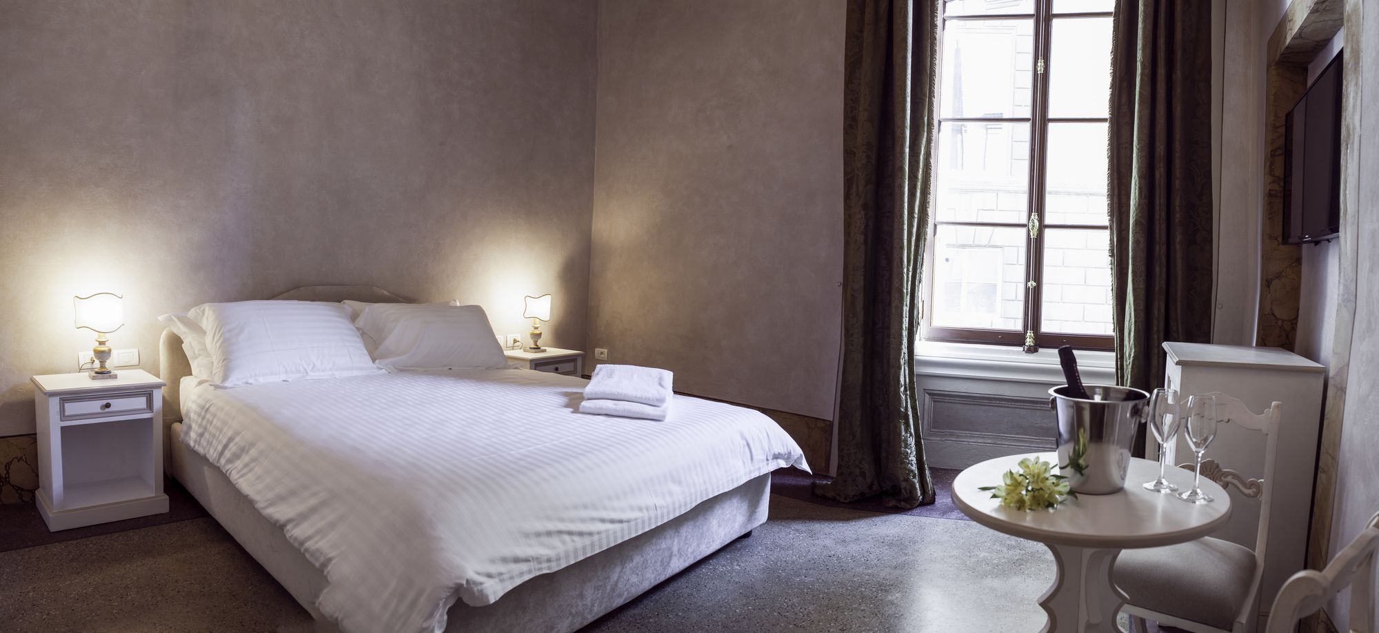 Фото Palazzo D'Oltrarno - Residenza D'Epoca