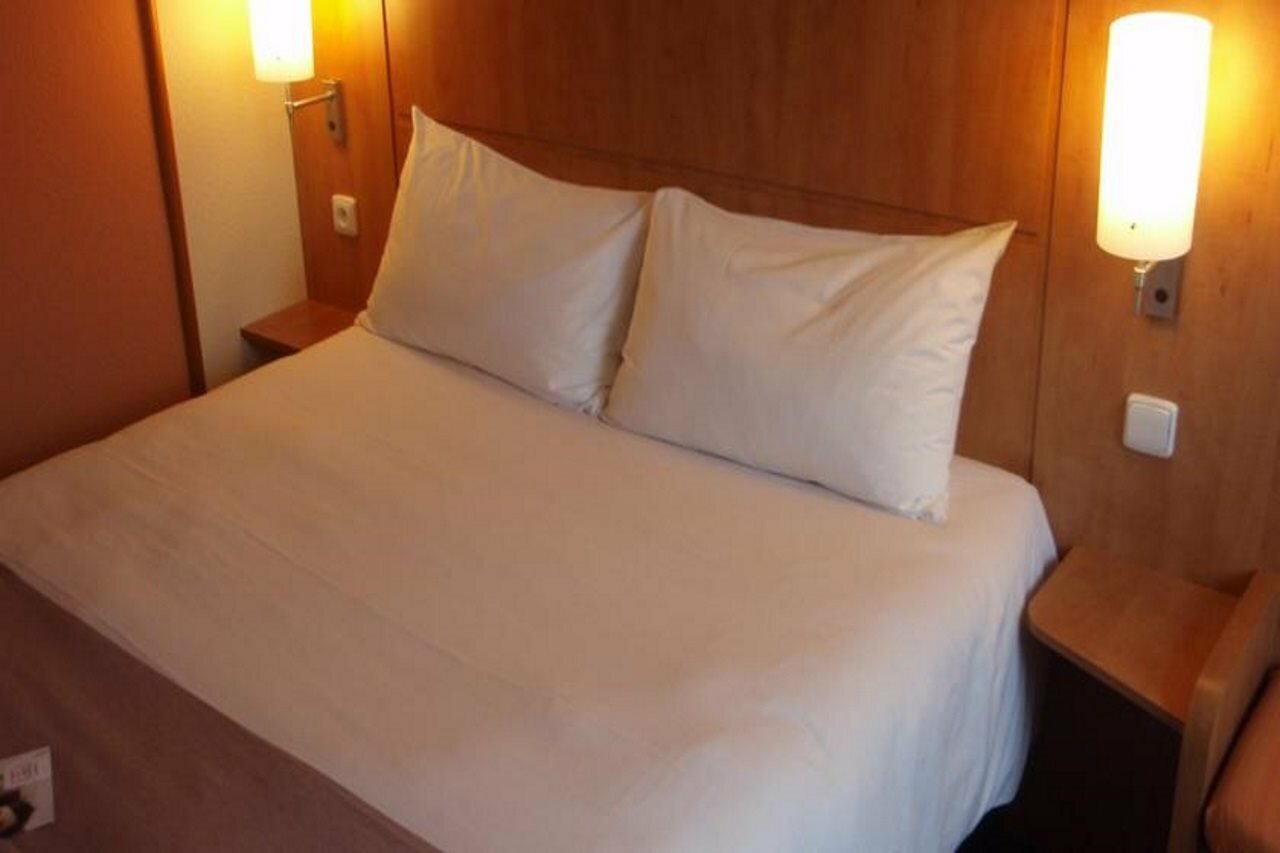 Фото Ibis Praha Mala Strana