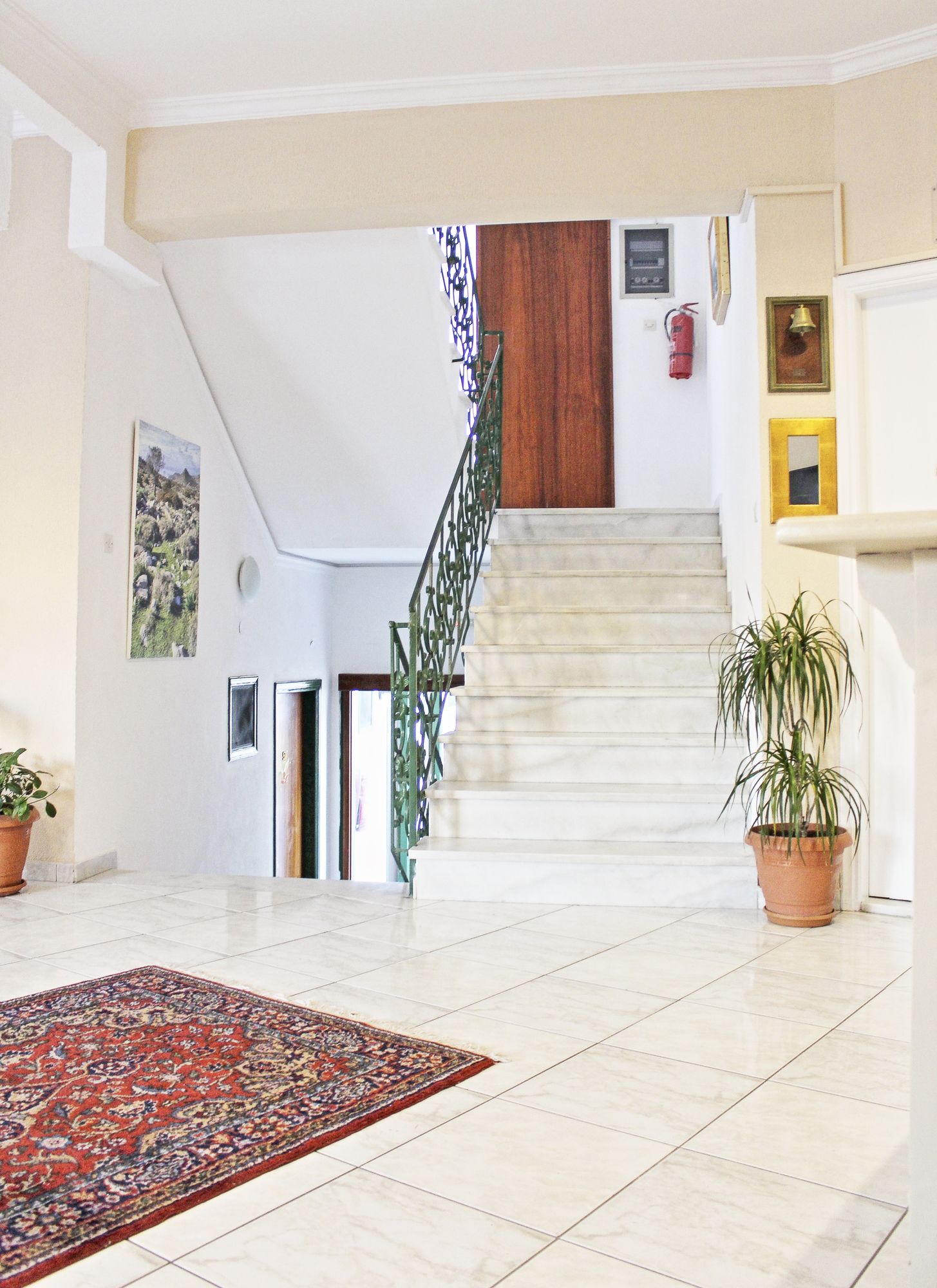 Фото Aegina Hotel