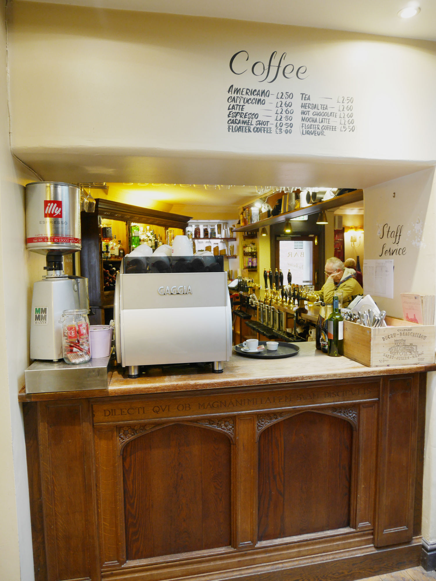 Фото The Angel Hotel