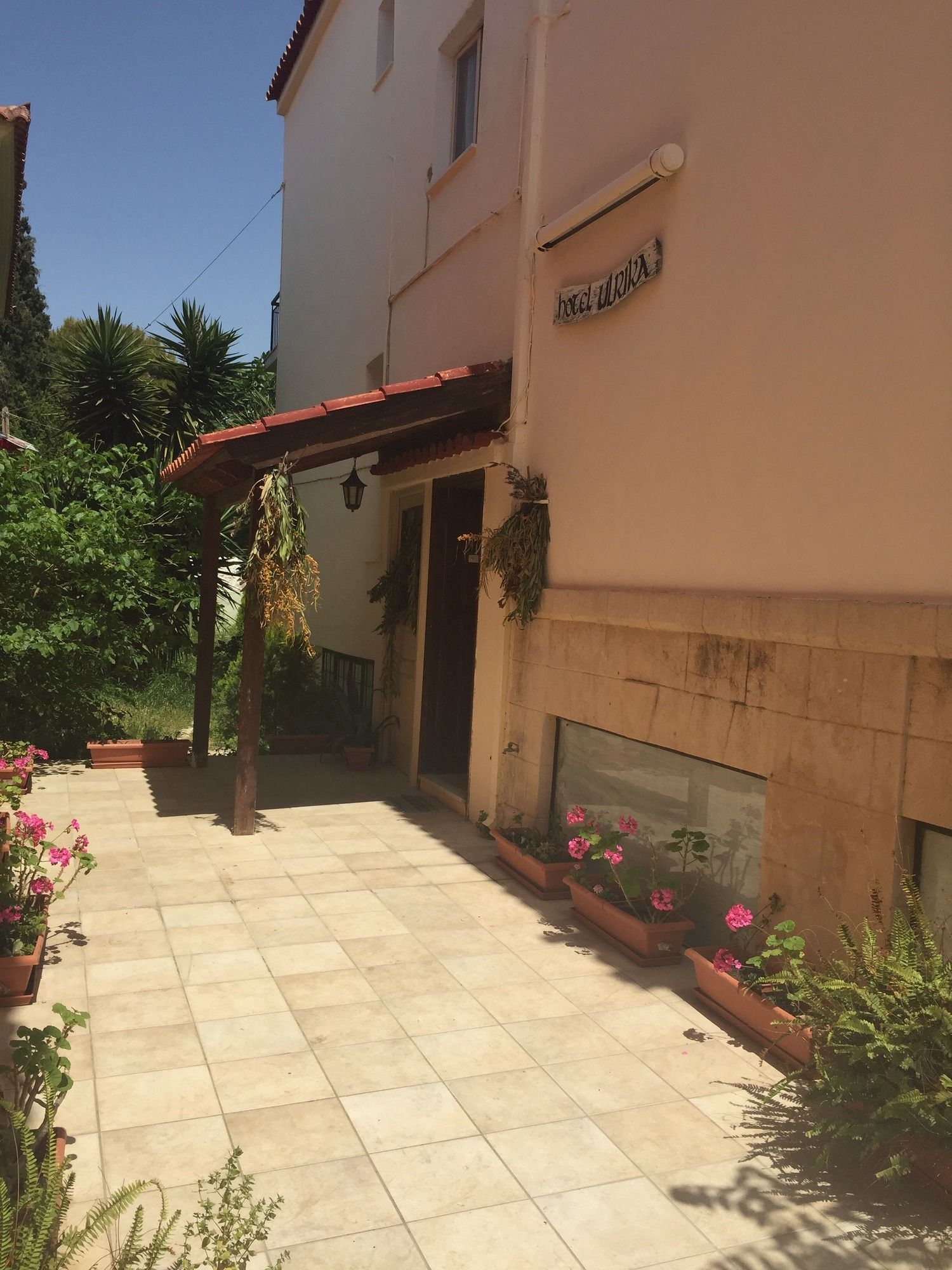 Фото Ulrika Hotel