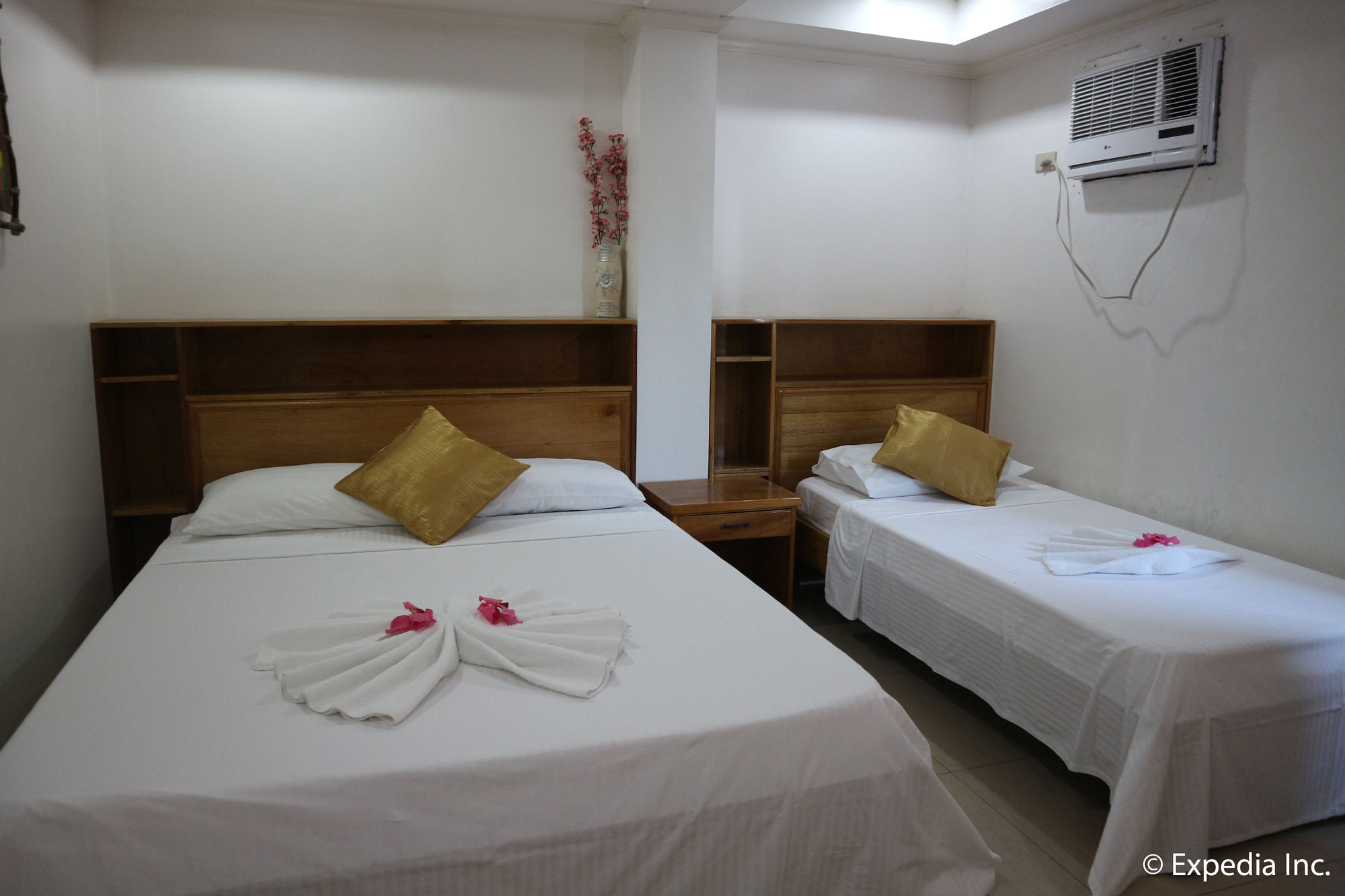 Фото Blue Lotus Hotel