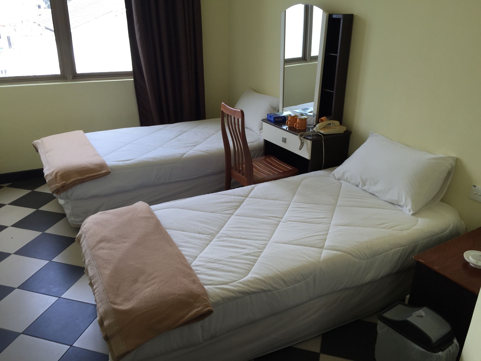 Фото BudgetOne Hotel