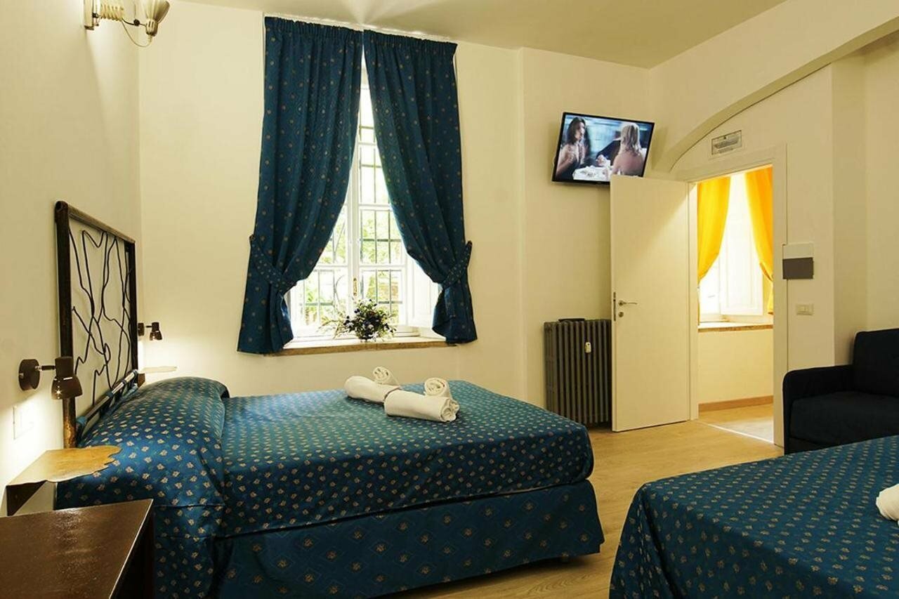 Фото отеля 4