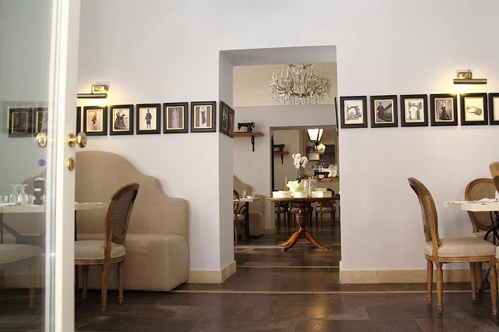 Фото La Dependance Hotel