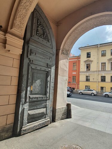 Гостиница 300 метров от Эрмитажа в Санкт-Петербурге