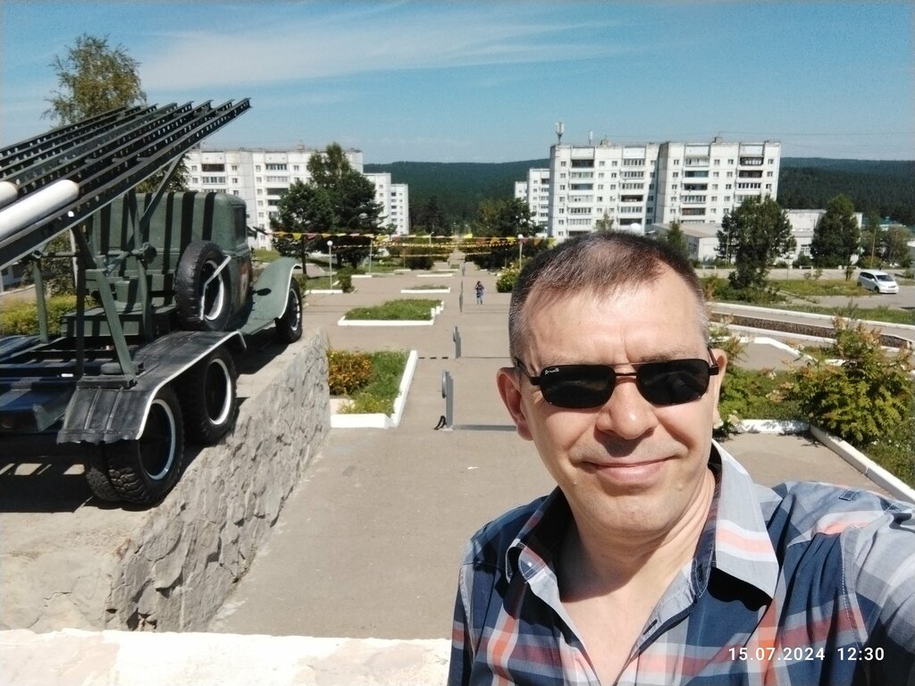 Памятник технике Катюша, Иркутск, фото