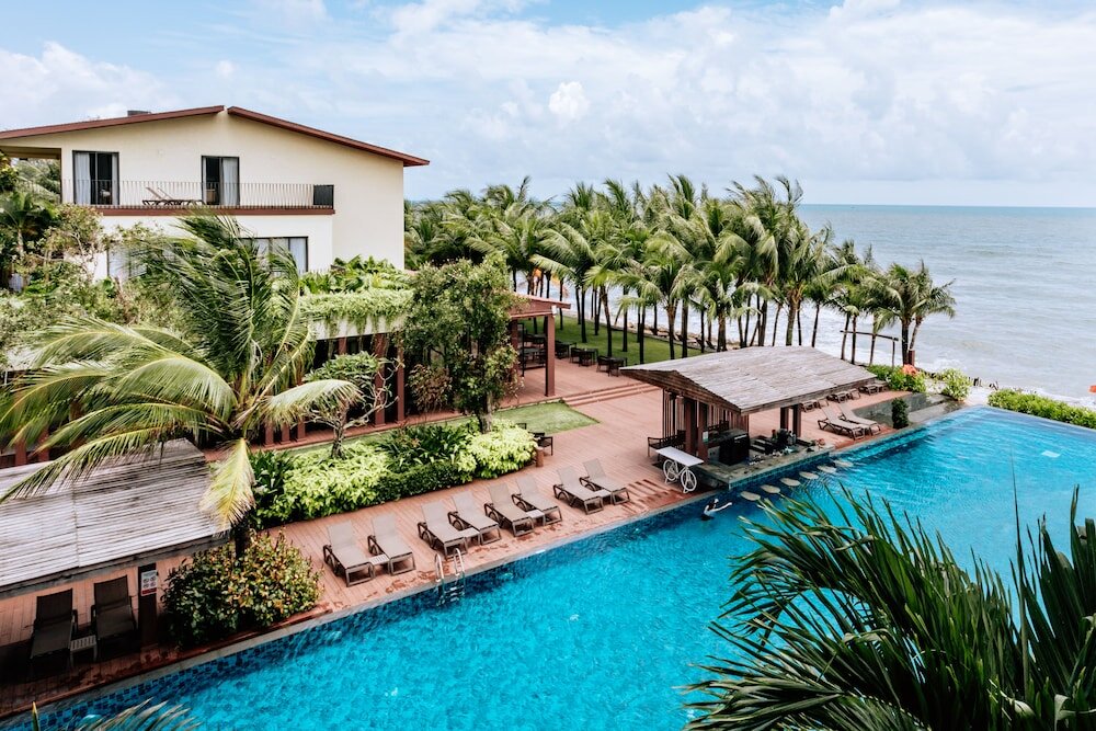 Фото Dusit Princess Moonrise Beach Resort