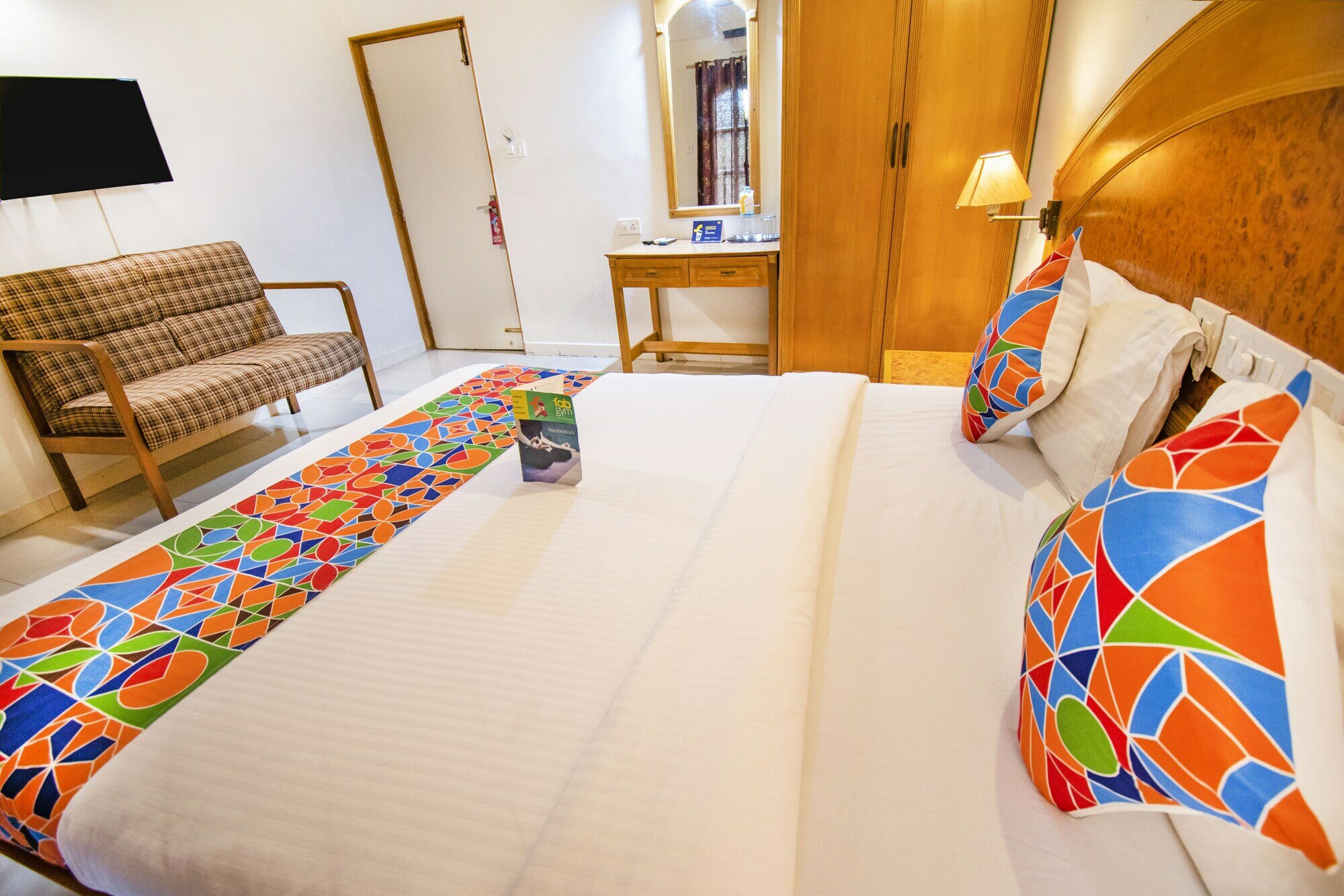 Фото FabHotel Metro Manor Central Station