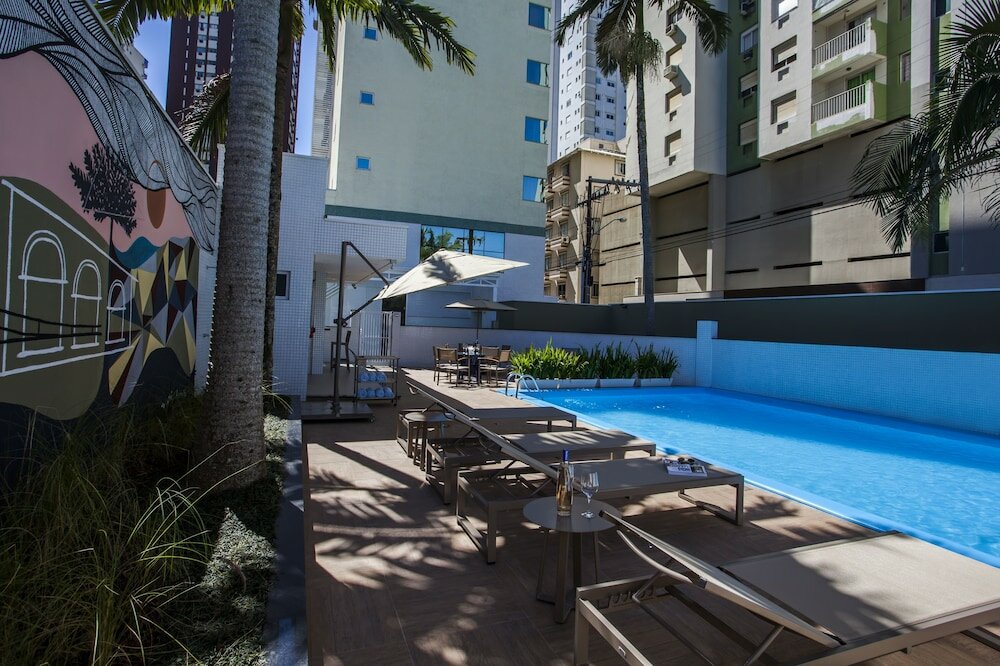 Фото Santa Inn Hotel