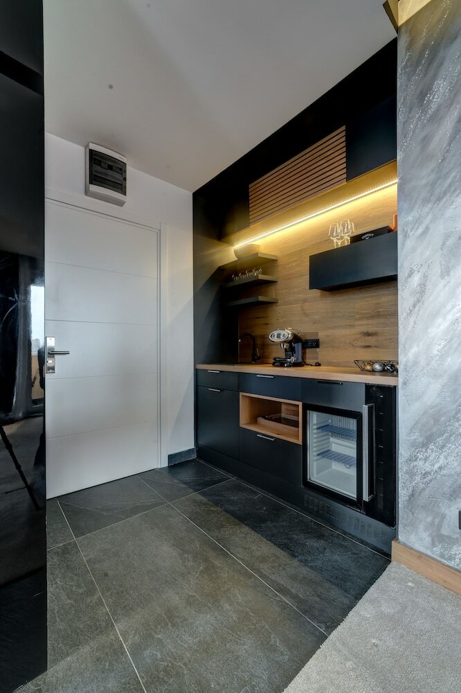 Фото Black Pearl Luxury Suites