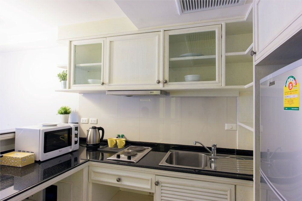 Фото Sabai Sathorn Service Apartment