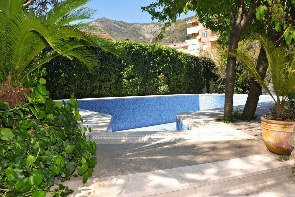 Фото Hotel Dubrava