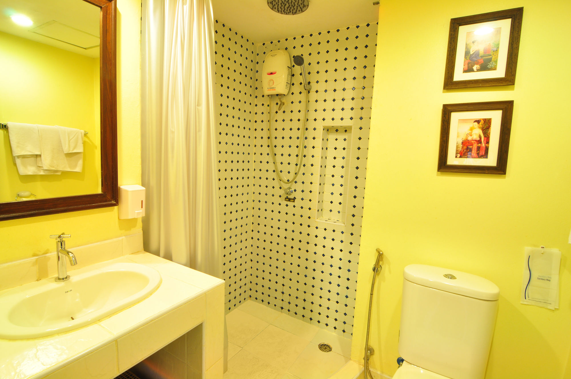 Фото Baan Sukhumvit Soi 20